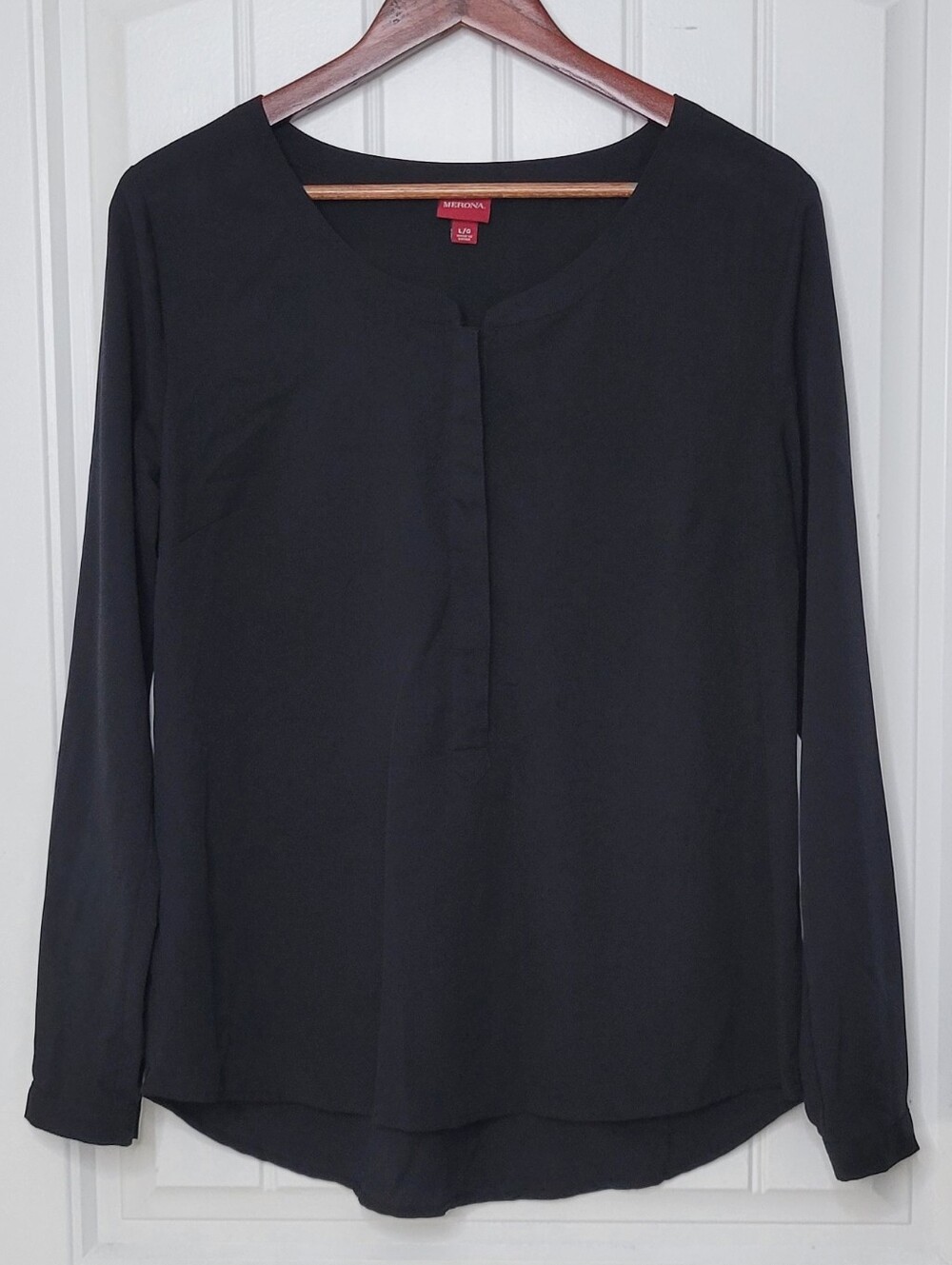 Merona Black Long-Sleeve V-Neck Tunic Top